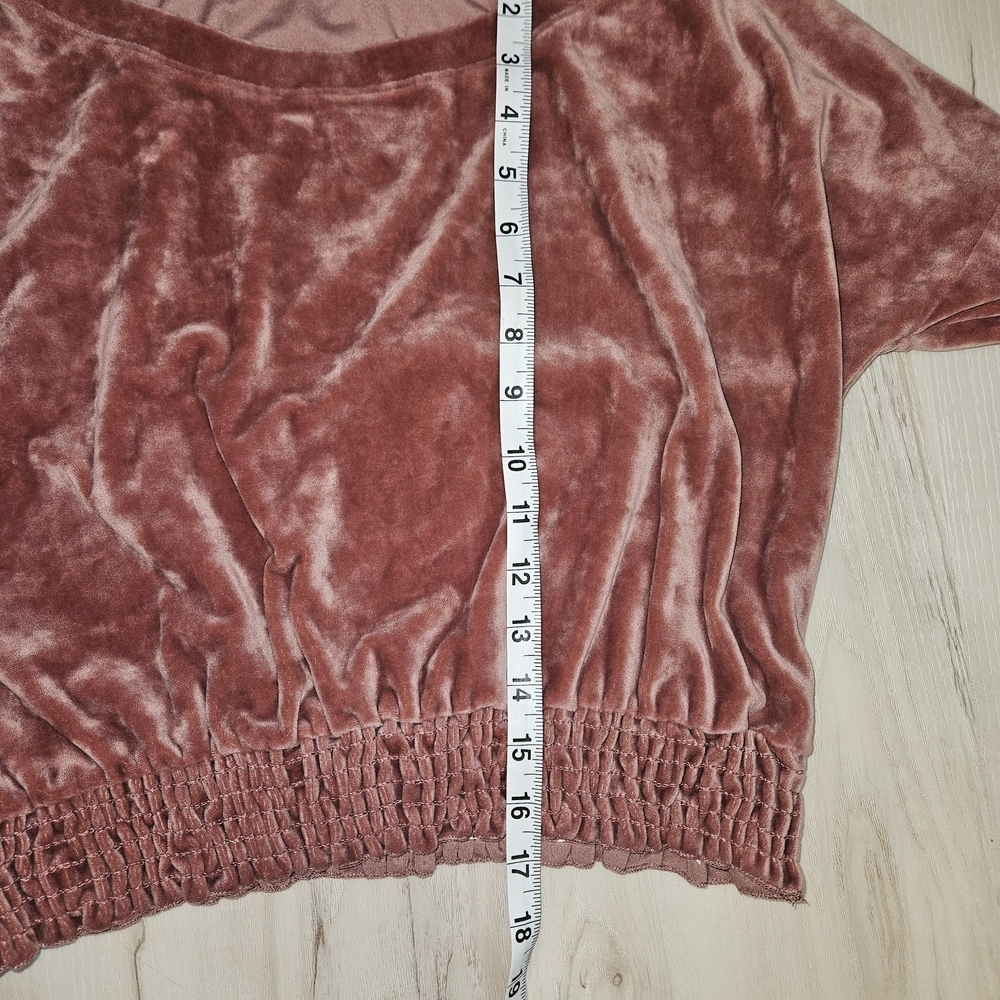 Savvi Women’s Blush Pink Valore Top L Ultra Soft Long Sleeve Cropped Pullover View 3